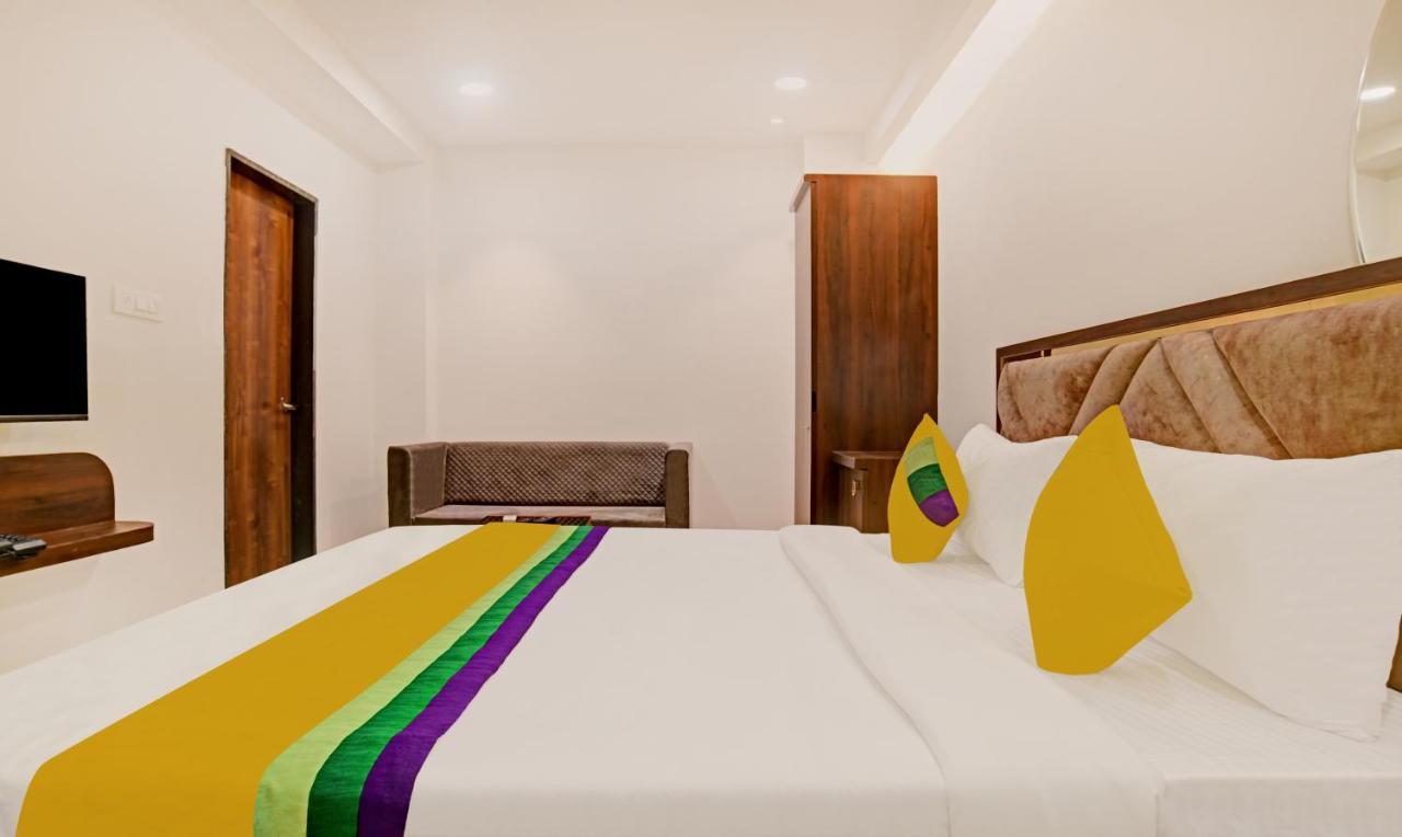 Itsy Hotels Phoenix Indore Exterior foto