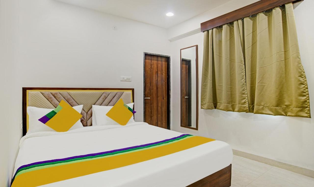 Itsy Hotels Phoenix Indore Exterior foto