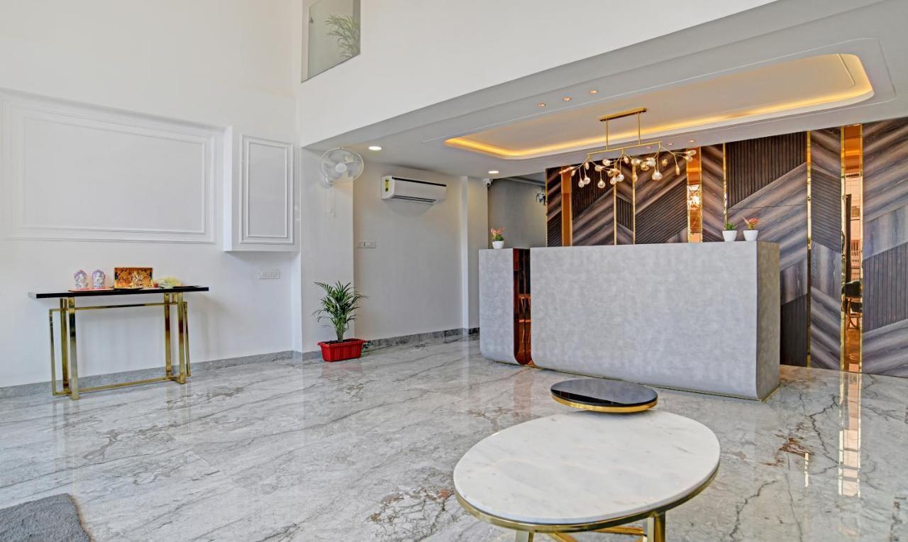 Itsy Hotels Phoenix Indore Exterior foto