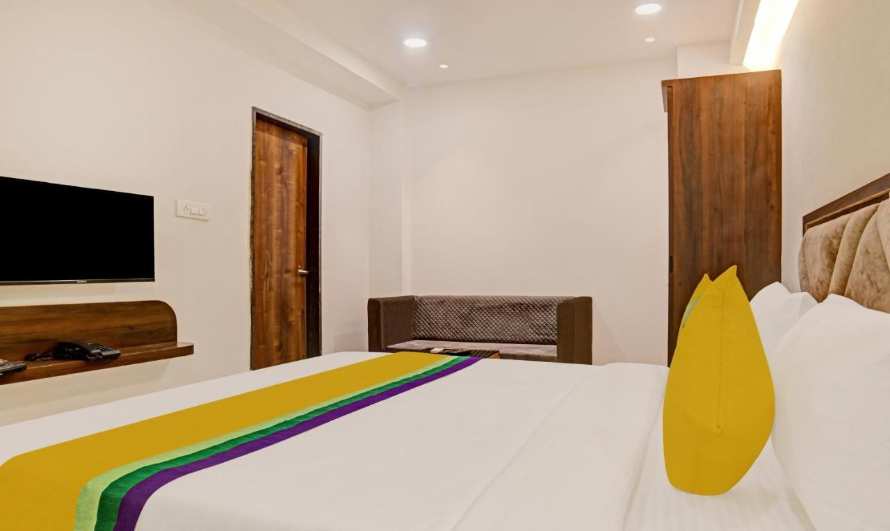 Itsy Hotels Phoenix Indore Exterior foto